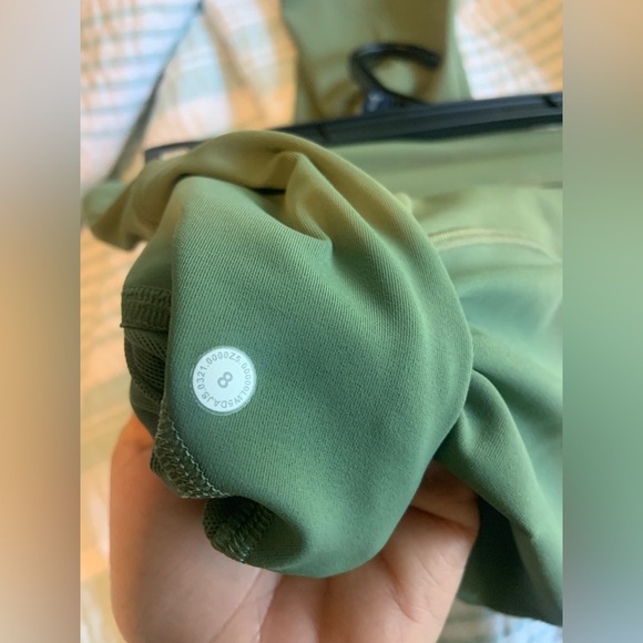 Lululemon Invigorate High-Rise 25" Tights 8  Olive Green Women's Pants Leggings - Picture 5 of 6